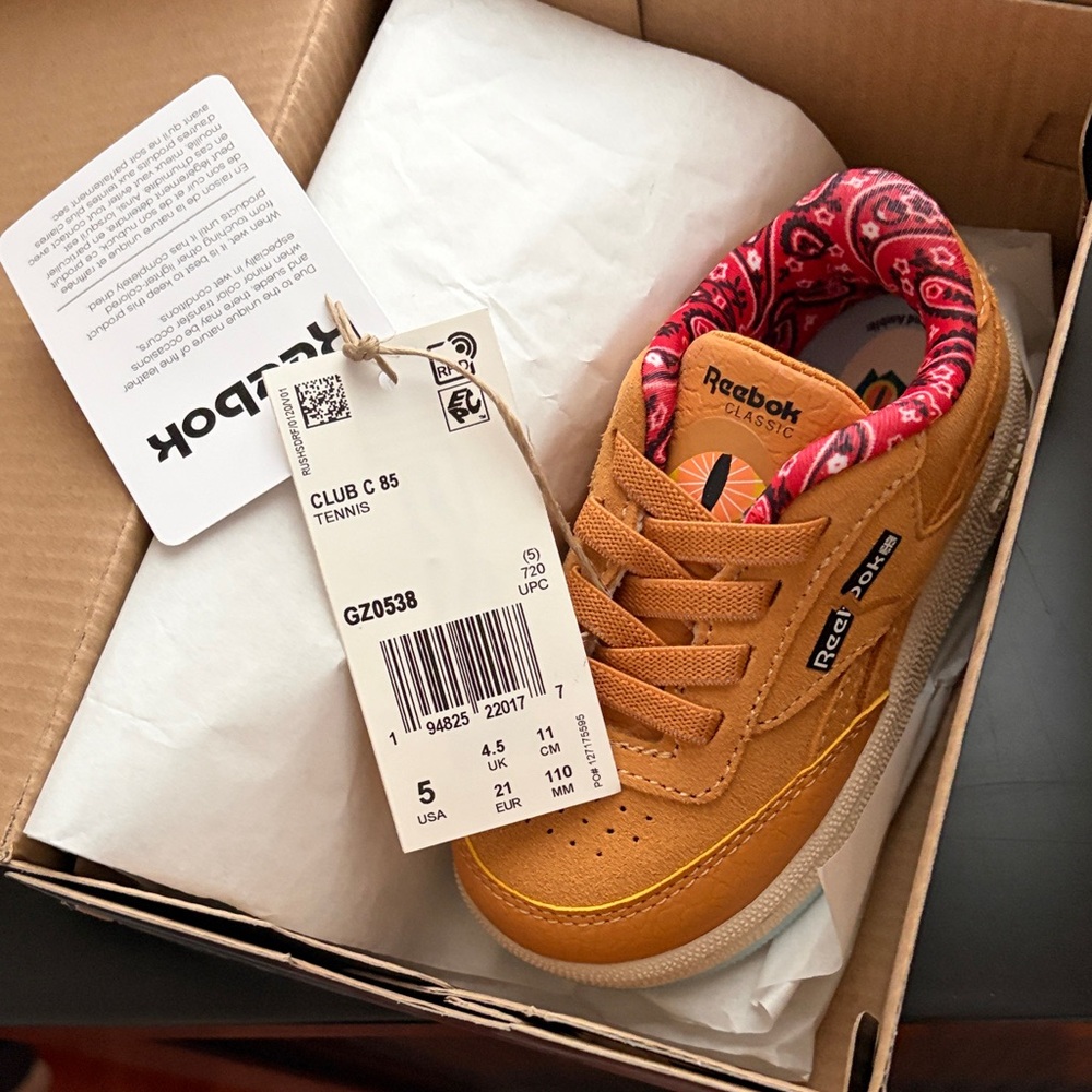 Jurassic Park Reebok Toddler Sneakers - Tan and Red Size 5